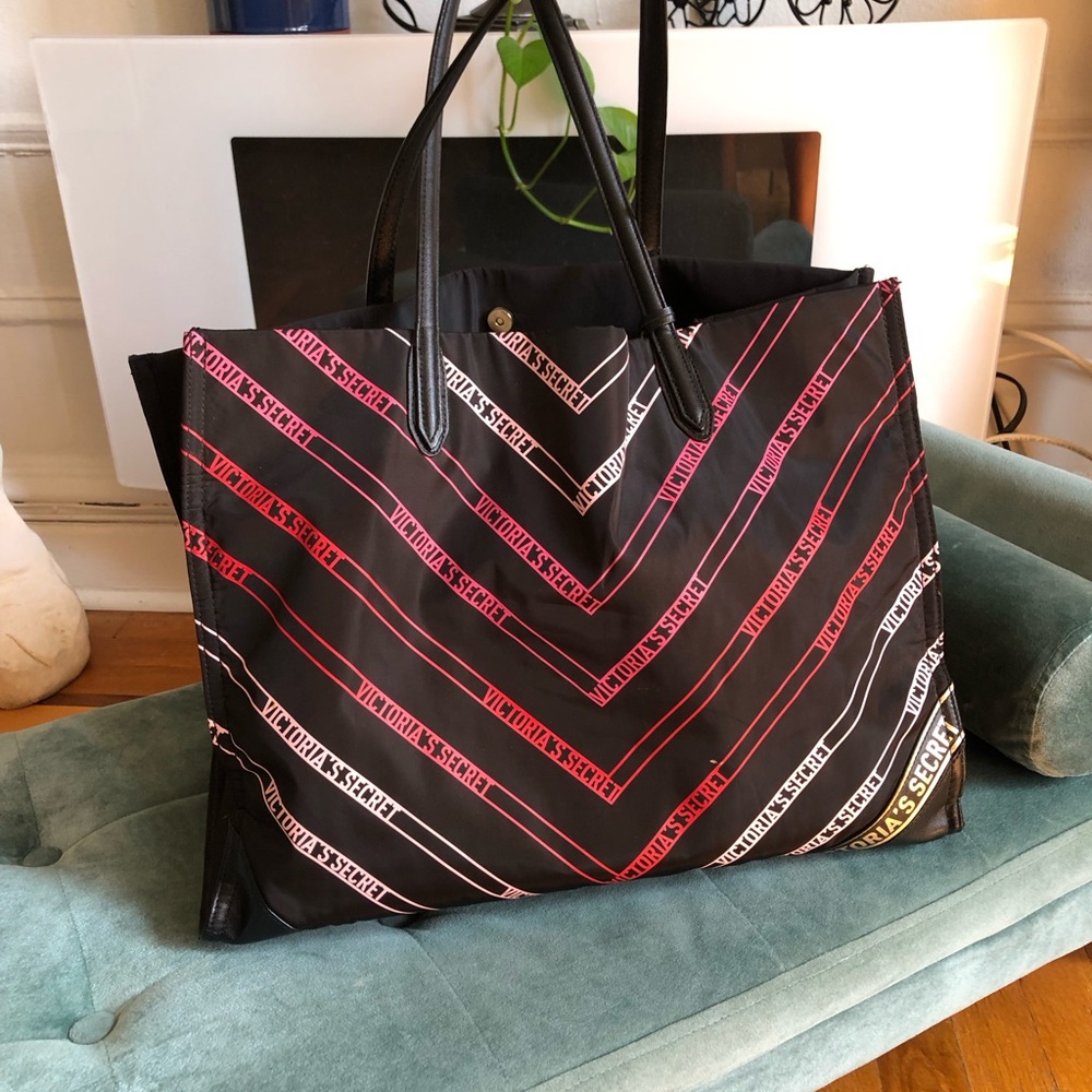 Victoria's Secret Black Striped Interior
